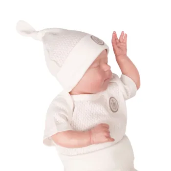 летняя шапка с перфорацией Наследникъ Выжанова 10002-11001