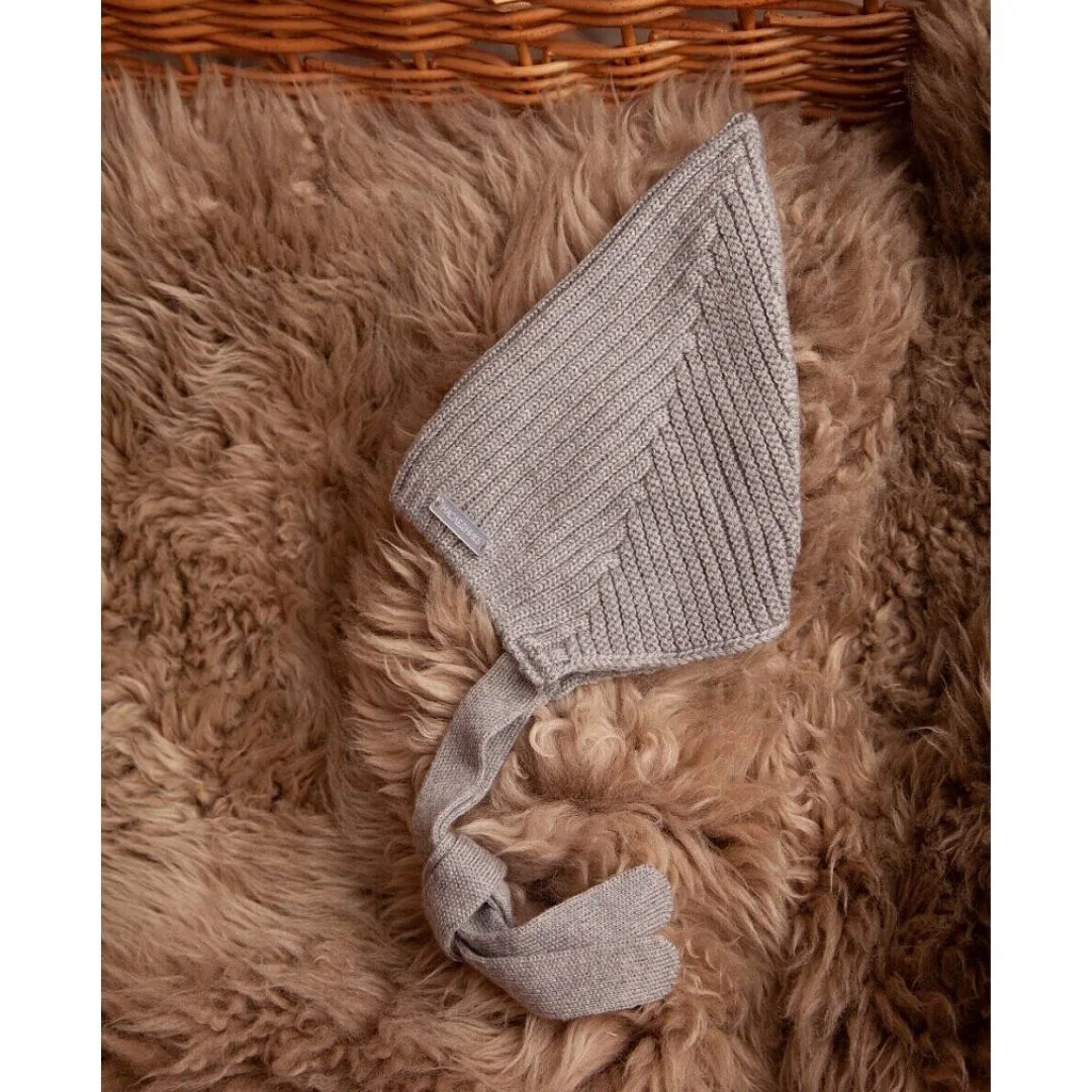 шапка-гном цв. серый Наследникъ Выжанова НВ2003-СЕ