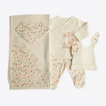 CUTE BUNNY 5 предметник набор для новорожденной девочки Kitikate S60513